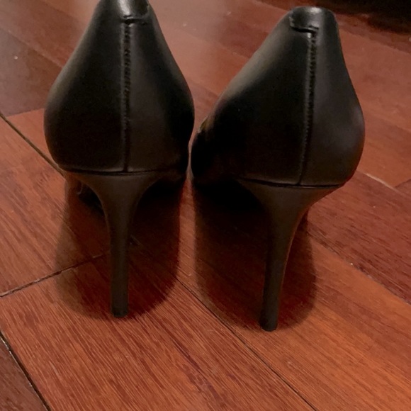 Nine West pumps - Picture 3 of 7